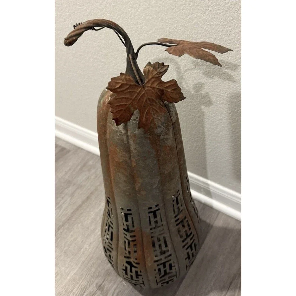 VTG rustic Metal Pumkins Lantern Cut Work Patterns Let Light Go Through 24”H*8”L